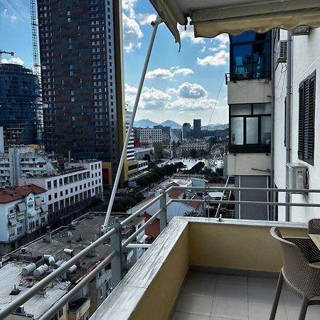 Center View Luxury Apartment Tirana Buitenkant foto