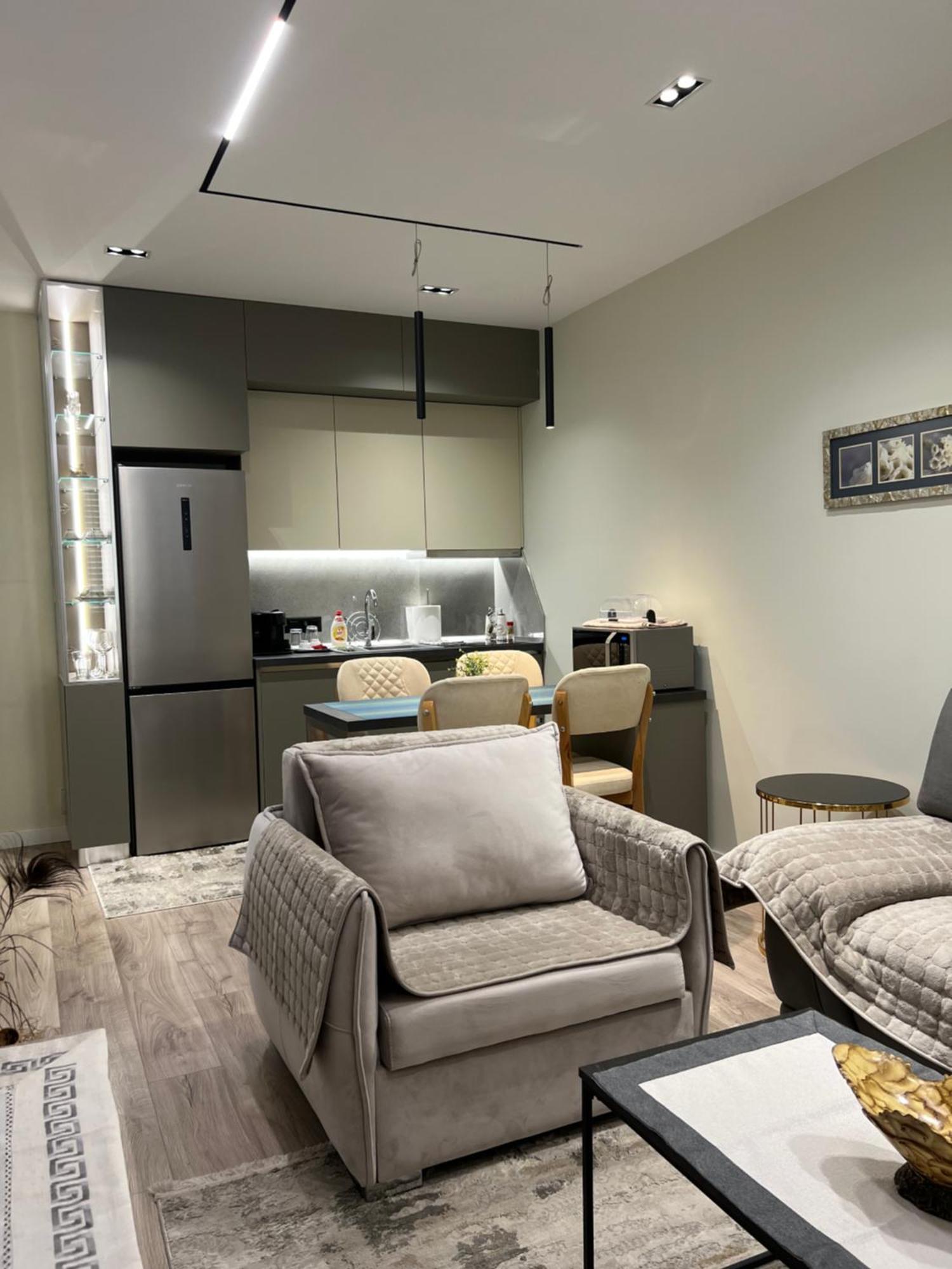 Center View Luxury Apartment Tirana Buitenkant foto